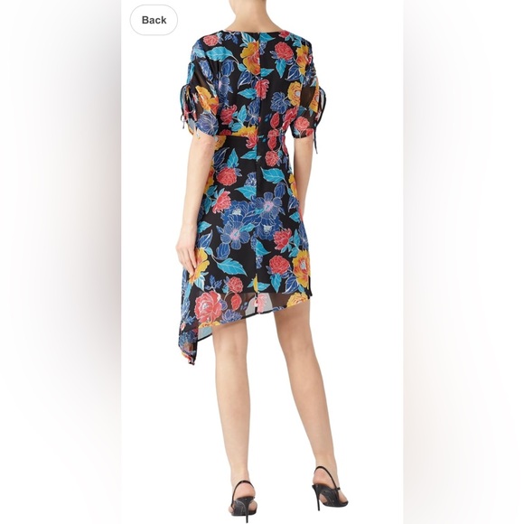 Slate and Willow Floral Asymmetrical Hem Dress. Size S - Picture 2 of 5